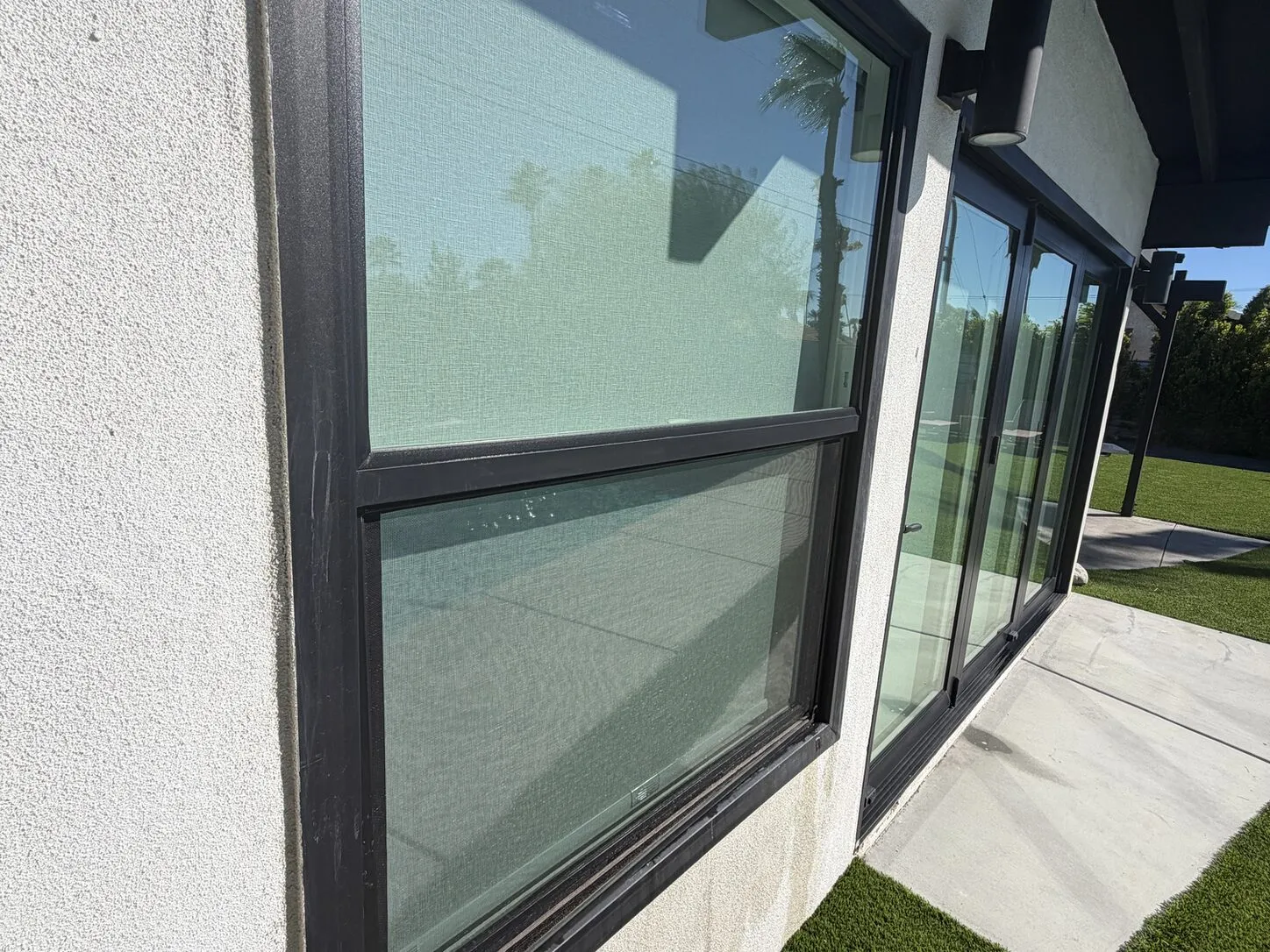 Job photo: clean tall windows on a modern Palm Springs home